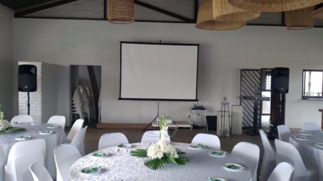 Projector and Screen Hire